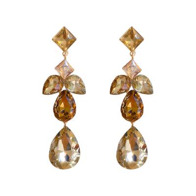 China Fashionable and romantic exaggerated vintage diamond water drop female boho long earrings set earring for sale