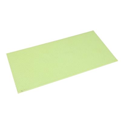 China Cultivate beekeeping tools hot sale OEM discount price bee base plastic sheet for sale