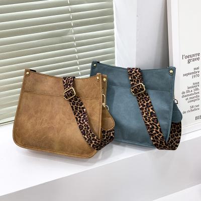 China New Fashion Bag PU Waterproof Cross - Body Bag With Attractive Leopard Long Shoulder Strap for sale