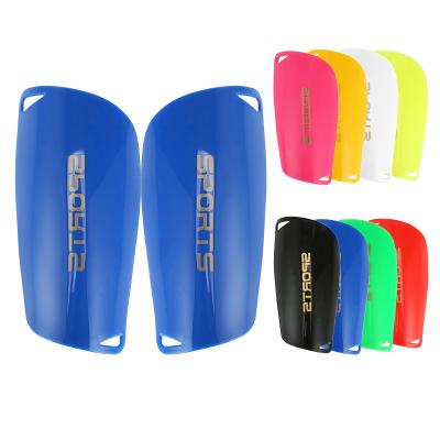 China Universal Free Sample China Manufacturer Football Equipments Training High Leg Shin Guard for sale