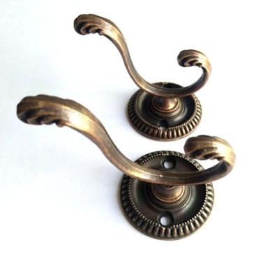 China Zinc Alloy Antique Clothing Hanging Hook For Clothes Bathroom Coat Kitchen for sale