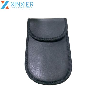 China Eco-friendly Black PU Leather Car Key Signal Blocker Pouch Bag For Anti Theft for sale