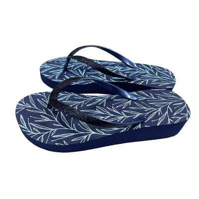 China Cushioning New Arrival Eva Beach Slippers For Women Summer Best Price Slippers Flat Wear Resistant Sandals Flip Flops for sale