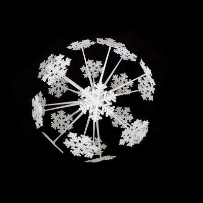 China Christmas DIY Plastic Display Decoration Winter Hanging Wonderland Glitter Starburst Decoration for sale