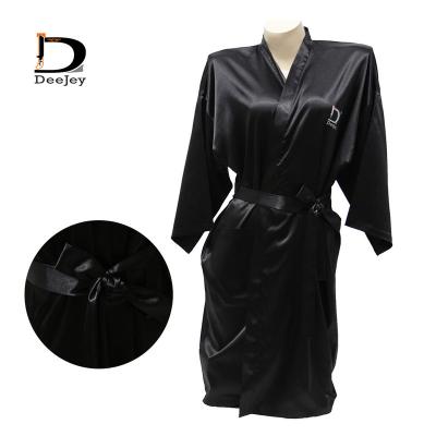 China Custom Logo Sleepwear Wedding Bride Bridesmaid Silk Breathable Long Robe Sex Women Nightgowns for sale