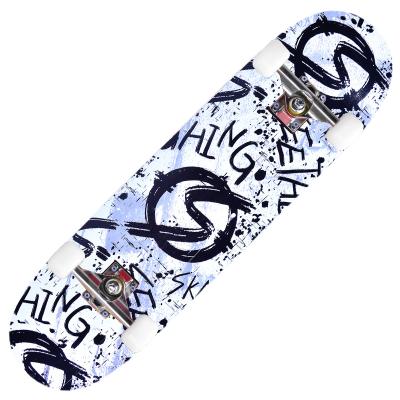 China Youth Pro Custom 31 Complete Skateboard 7 Layers Maple Wood Skateboard Deck For Extreme Sports And Outdoors for sale