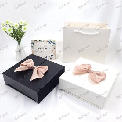 China Recycled Materials luxury craft cardboard paper packaging jewelry necklace silk box for gift paper packaging flowers jewelry box for sale