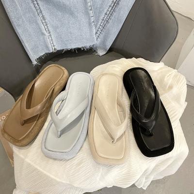 China Leisure Buns Shoes Women Platform Sandals Adjust Summer Flip Flops Female 2021 Flat Toe Slides Women Slippers Beige Comfort for sale