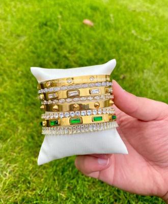 China New CLASSIC Gold Plated Tennis Rivet Bracelet Set Open Adjustable Emerald Tennis Bracelet Gold Bangle Set for sale