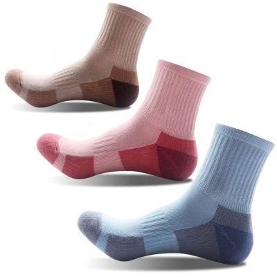 China Wholesale Men's Crew Sports Breathable Socks Shape Good Quality Compression Sports Socks for sale