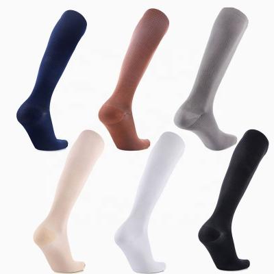 China High Quality Running Compression Sports Socks Men's Custom Logo QUICK DRY Compression Socks for sale