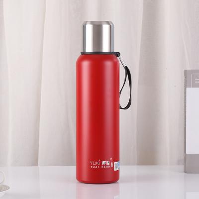 China Sustainable 1500ml Stainless Steel Water Bottle Custom Modern Sports Insulated Direct Drinking Water Bottle for sale