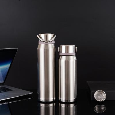 China Custom 780ml Stainless Steel Vacuum Flask Eco Friendly Sustainable Double Wall Insulated Water Bottle for sale