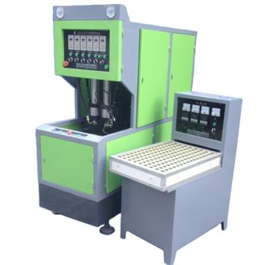 China Semi-automatic Bottle Blowing Machine Bottle 2 Cavity PET Plastic Production for sale