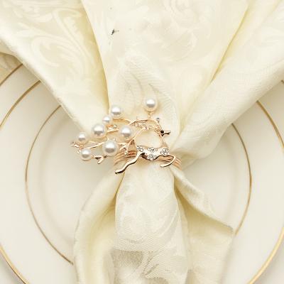 China Luxury Morden Rose Gold Pearl Napkin Ring Christmas Deer Napkin Ring Metal Napkin Ring Wholesale for sale