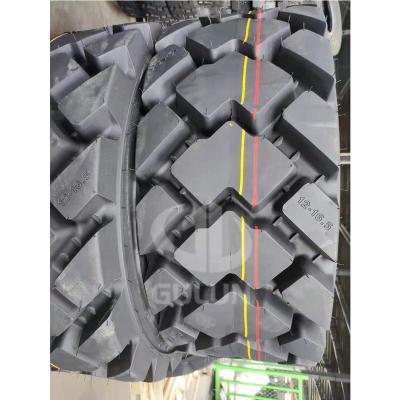 China Construction Material Shops Original Factory Tires 10-16.5 Good Quality 12-16.5 14-17.5 For Skid Steer Loader for sale