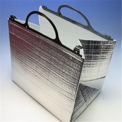 China Aluminum Foil Food Thermal Bags , Thermal Insulated Bags With Portable Handle for sale