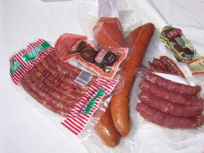 China Non-Breakage High Temperature Foods Retort Bags For Cooked Sausage for sale