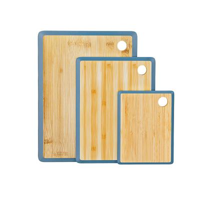 China 3 Piece Disposable Set Bamboo Cutting Board Silicone On Clean Edges Cheese Cutting Board for sale