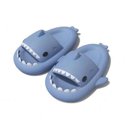 China New Lightweight Arrive Cute Design Shark Slipper Lightweight Anti-Slip Shark Slides Unisex Kids Slippers for sale