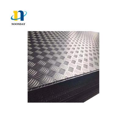 China Eco - Friendly 8 x 4 Aluminum Checkered Plate And Sheet Weight 1xxx 3xxx 5xxx Series Grade Aluminum for sale