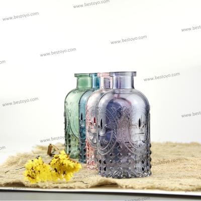 China Minimalist Colored Clear Vase Glass Vase for sale