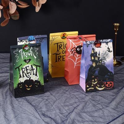 China Halloween Disposable Paper Treat Bags Kraft Paper Candy Wrappers with Round Stickers for Halloween Party Decoration Supply for sale