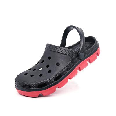 China Popular Men's Slippers Summer Hole Shoes 2021 New Large Anti-slippery Sandals for sale