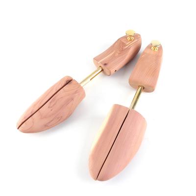 China Cheap Wooden Shoe Tree Spring Shoe Tree Strength Lotus Wood Spring Shoe Tree Adjustable For People for sale