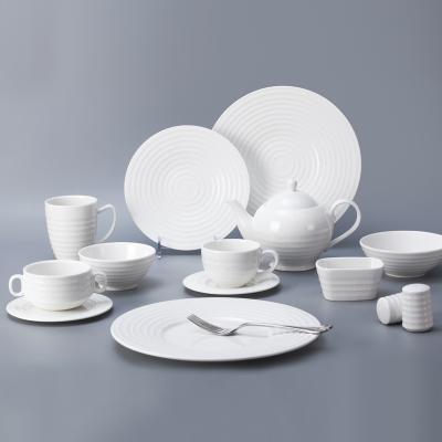 China Sustainable Wholesale White Porcelain Ceramic Restaurant Hotel Bone China Tableware for sale