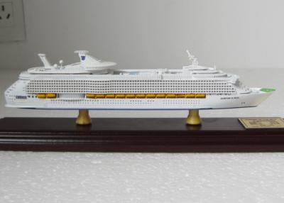 China Holland Yacht Toy Cruise Ship Model With Single Piece Assembly Anchor Material for sale