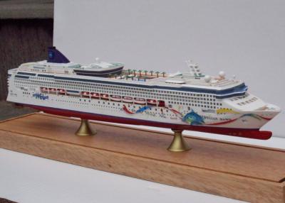 China Cor branca do marfim norueguês do modelo do navio de cruzeiros 3d do alvorecer, material de casca da fibra do carbono à venda