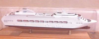 China Hand Made Sun Princess Cruise Ship  Models Engraving Printing Hull Logo Printing for sale