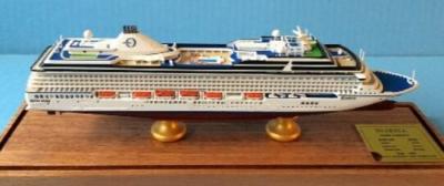 China Oceania Cruises Riviera Boat Cruise Ship Model With Original Engraved Corridor for sale