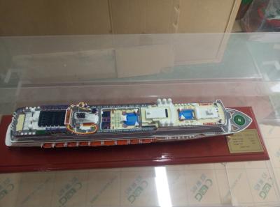 China Genting Dream Cruise Ship Toy Cruise Ship Model Fashion Design With Collection Values for sale