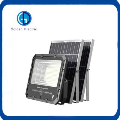 China Iluminación solar IP66 250W 300W Iluminación de jardín Control remoto LED Proyector de luz de inundación exterior en venta