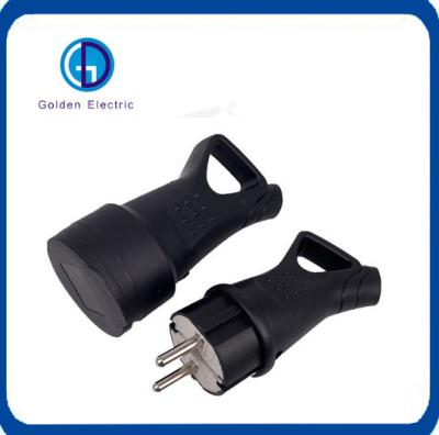 Cina 16A gomma industriale CE Schuko Plug Best seller per nero e tensione nominale 110-250V in vendita