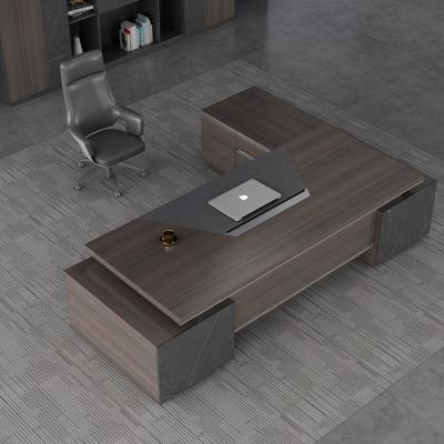 China Design Office Desk Factory Convertible Table Boss Office Modern Design Executive Wooden Desk for sale