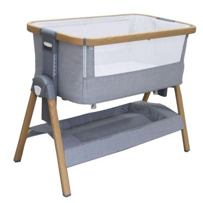 China CHILDREN'S Crib Co-sleeping Portable Baby Cot Crib Multifunctional Portable Hutch Bed for sale