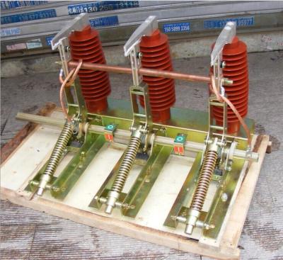 China Interruptor bonde de alta tensão interno do enterramento para o Switchgear 40.5kV 280mm à venda