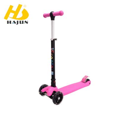 China PU Wheels With LED CE Certified Kids Wide Platform Kick Scooter Foldable For Kids for sale