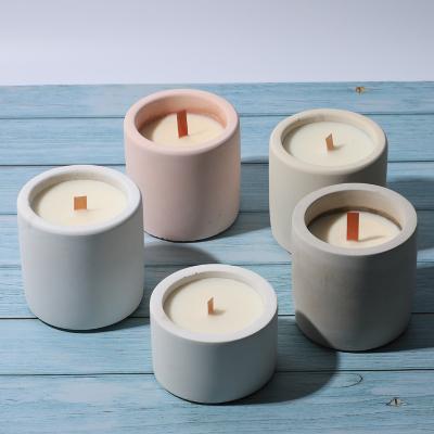 China Contemporary and Contracted Ceramic Candle Cup Aramis Soy Candle Holder Coffee Table Decoration for sale