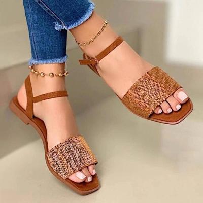 China Fashion Trend Summer New Arrival Flat Casual Square Main Sandals Outdoor Temperament Plus Size Beach Sandals Women Daily Shoes for sale