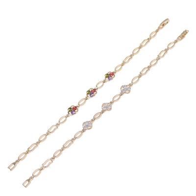 China FASHIONABLE color high-grade zircon inlaid bracelet, copper-plated material, 2021 new fashion lady bracelet for sale