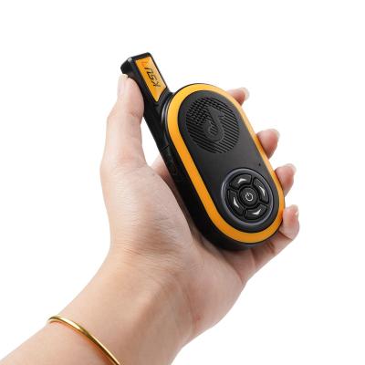 China Mini Pocket Cheapest Price 2 Way Radio UHF Handheld Transceiver 4000mAh Long Distance 5 Kilometer Wireless Intercom for sale