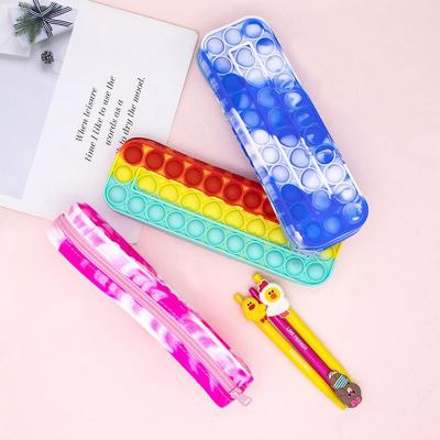 China New Design Rainbow Silicone Pencil Case Soft Noise Itting Itting Pencil Case For Students for sale