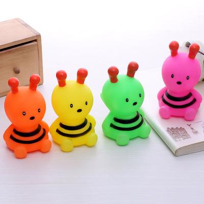 China Cartoon Bee Molars Toy High Quality PVC Vinyl Viable Pet Supplies Creative Gifts Wholesale for sale