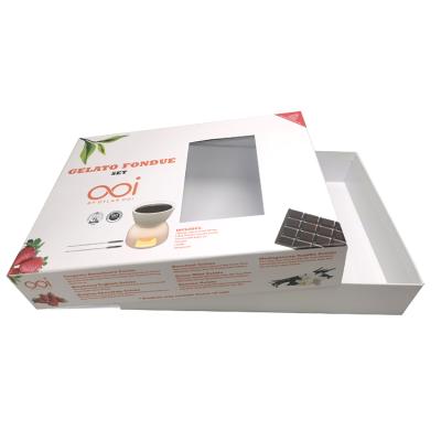 China Recycled Materials Custom Cardboard Box Packaging Wedding Gift Box Packaging With Ribbon Cardboard Box With Windows for sale