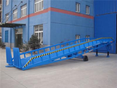 China Adjustable Warehouse Mobile Loading Ramp 8T 14 ton For Container Loading & Unloading for sale