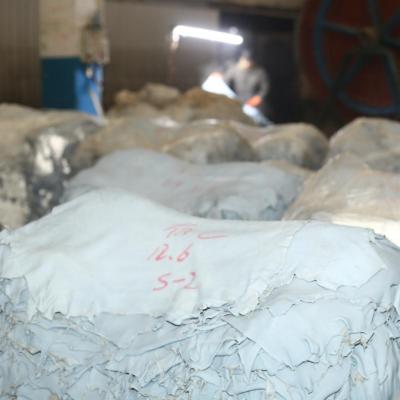 China Factory wholesale customization of various specifications water resistant wet blue split leather to hide wet blue sheep leather skin of various grades for sale